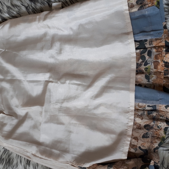 Skirt - Picture 6 of 6